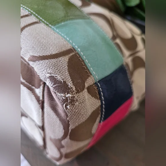 Coach Legacy Stripe Y2K Signature Tote Bag/Diaper/Laptop Bag/Crossbody Strap - Picture 13 of 16